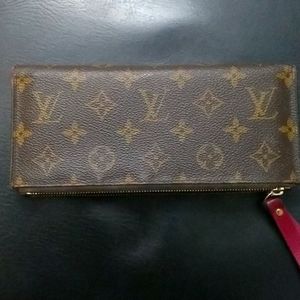 LV Wallet